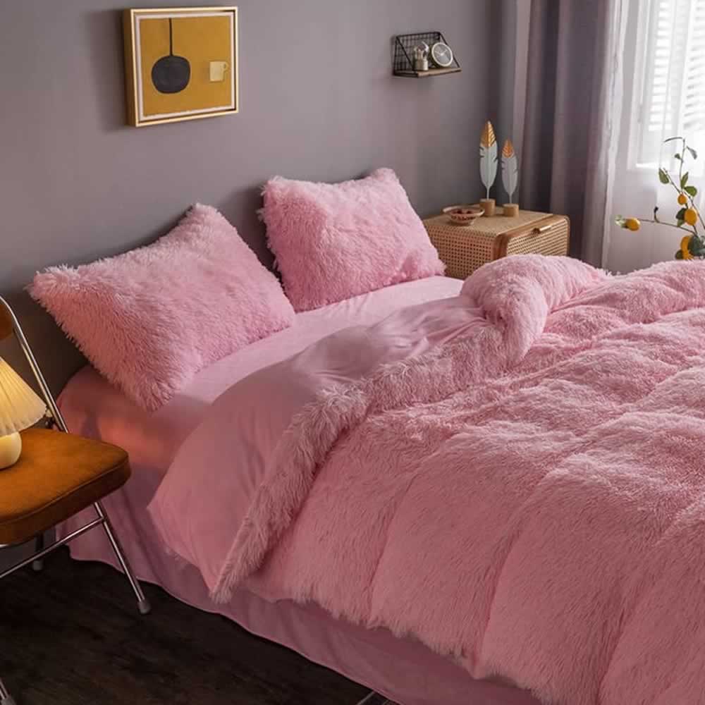 Faux Fur Comforter - Queen 4 Piece Set: image 4